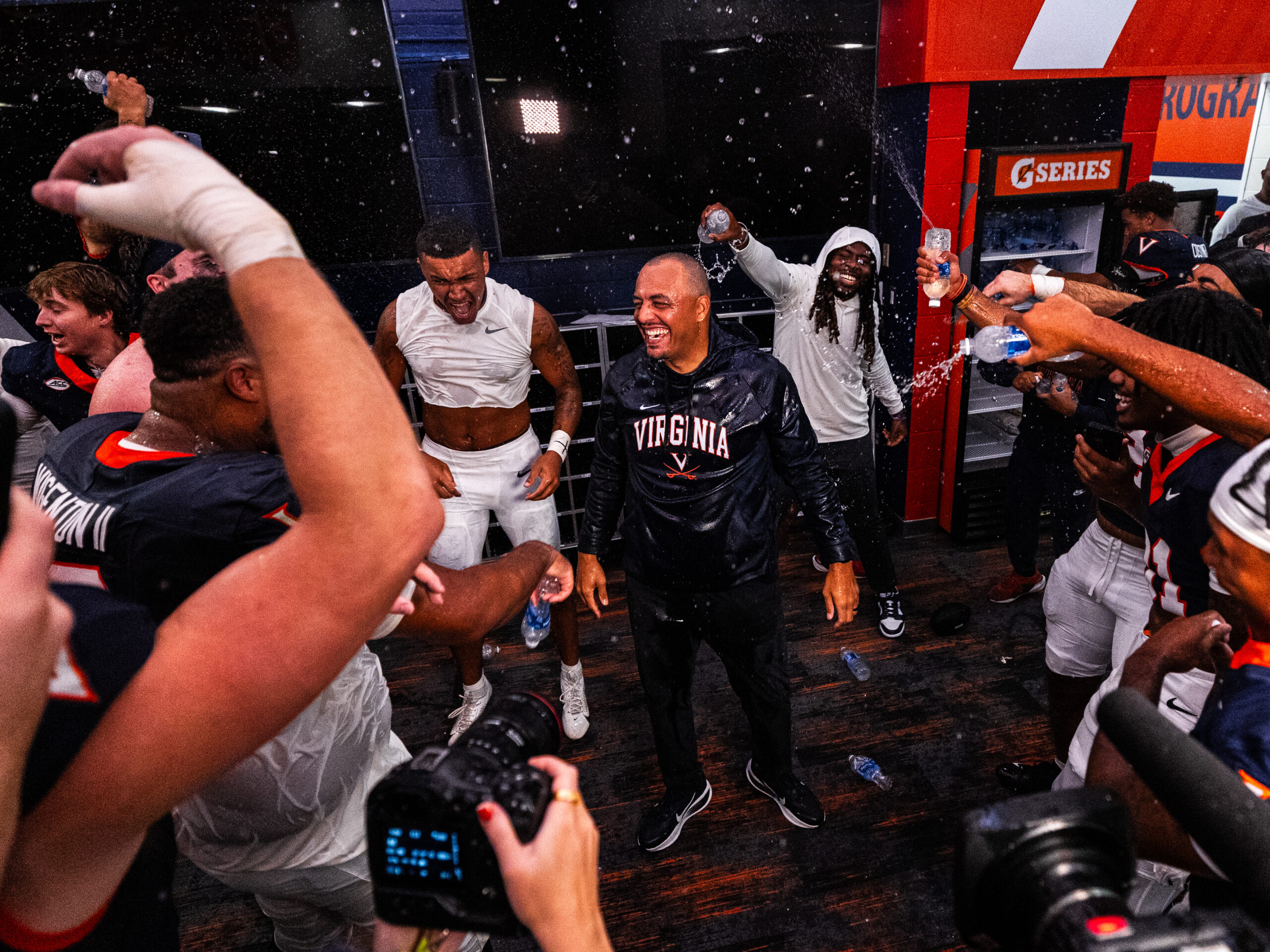 tony elliott 20250926 FB Virginia Football vs FSU JM 559 tony elliott 20250926 FB Virginia Football vs FSU JM 559